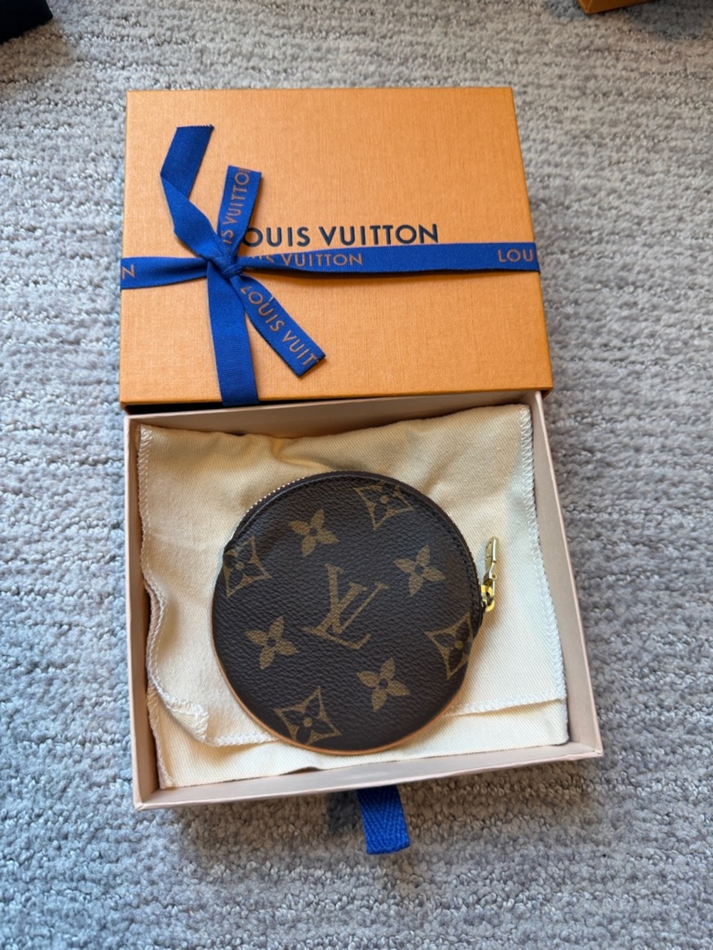 Louis Vuitton Monogram Round Coin Pouch - Brown with Gold Hardware